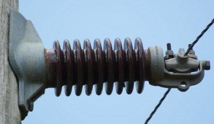 ODM Porcelain Post Insulator Untuk Distribusi Transmisi Tenaga Listrik