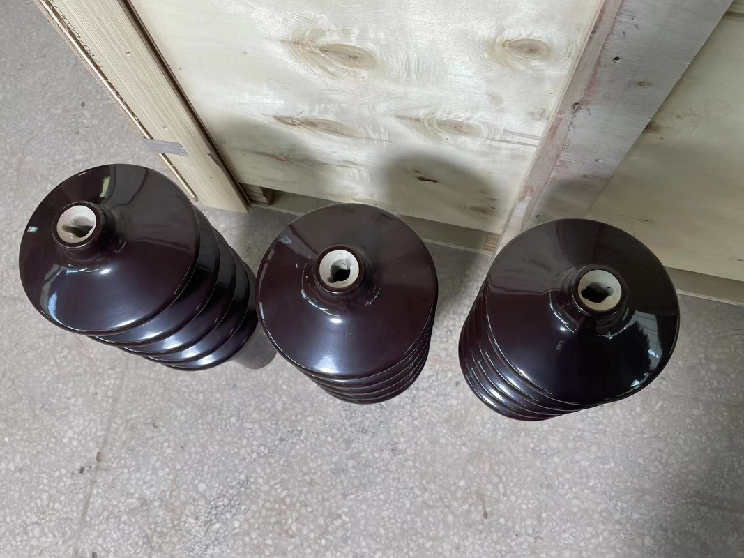 DT30NF250 Tegangan Tinggi Porselen Transformer Bushing Insulator OEM Tersedia
