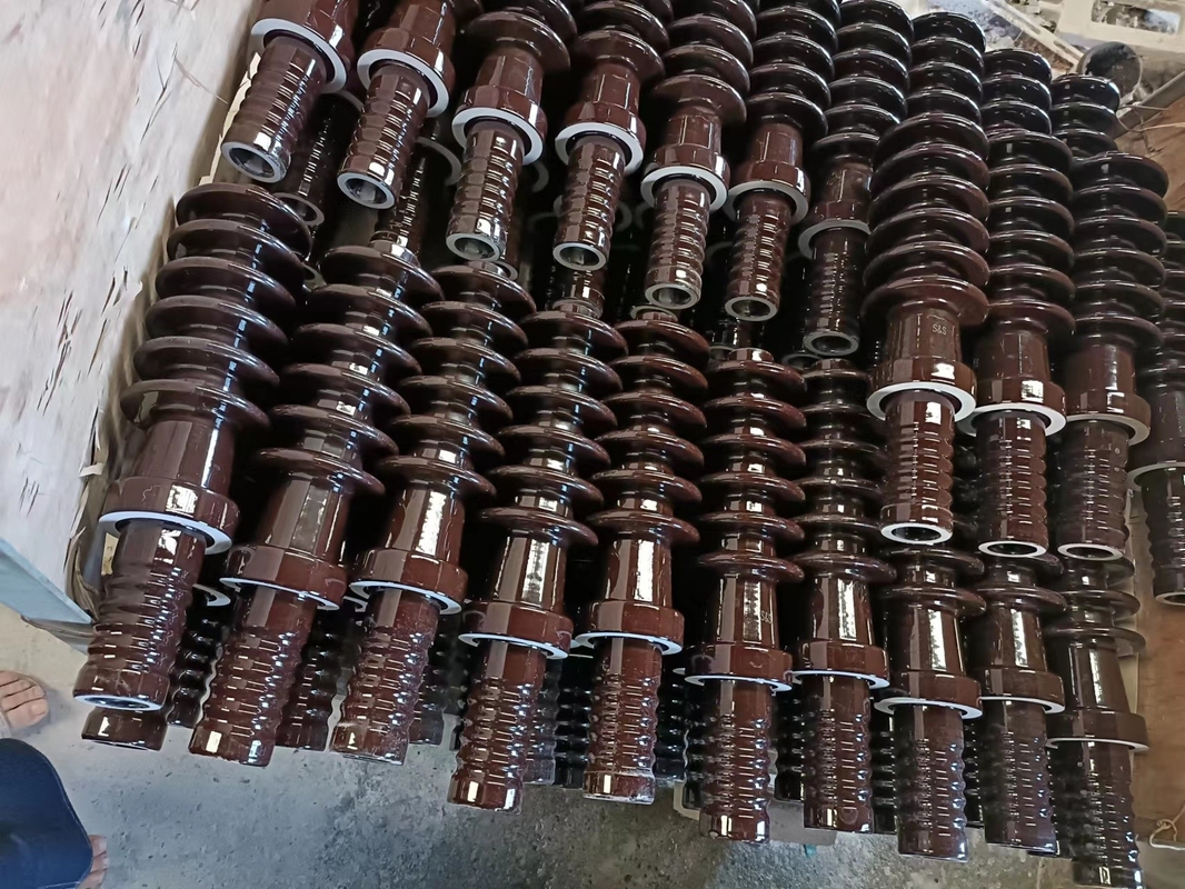 IEC 60168 Minyak ASS Transformer Porcelain Bushing Brown Glazed Pasar Korea 150kV