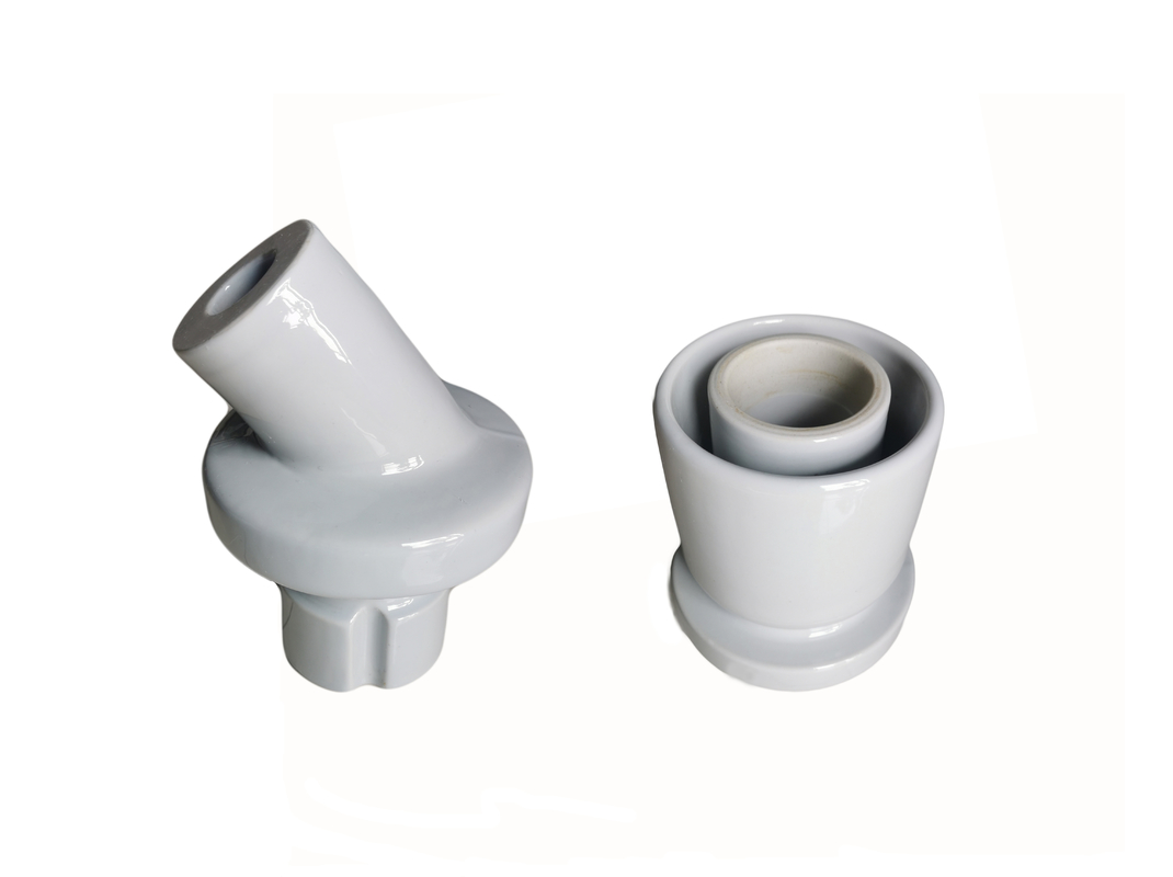 Berbagai bentuk Customerized Porcelain Power Line Insulator / OEM tersedia