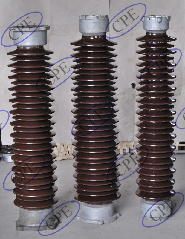 Bushing Keramik Kapasitor C4 1050 Insulator Saluran Listrik Porselen Untuk Reaktor Tipe Kering