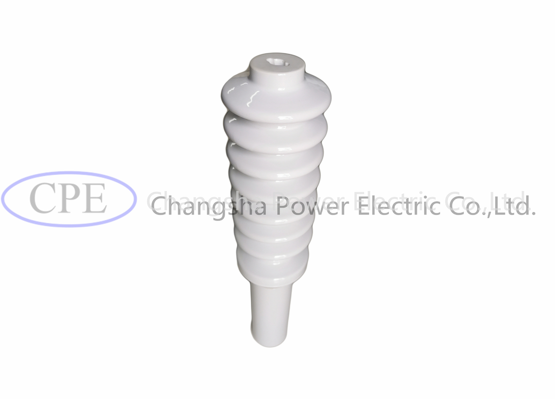 Memperbaiki Timbal IEC Kelas 7 Gudang Isolator Porselen Putih
