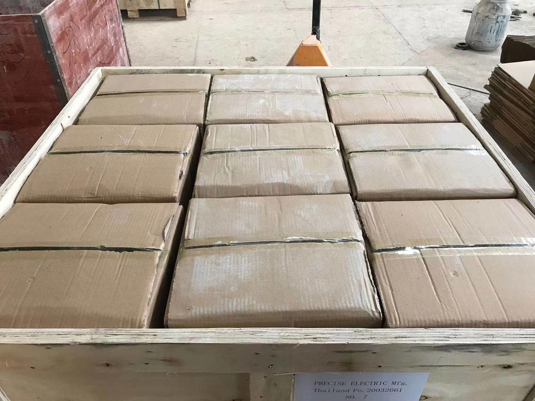 Warna Coklat / Putih 1kV 250A Porcelain Transformer Bushing