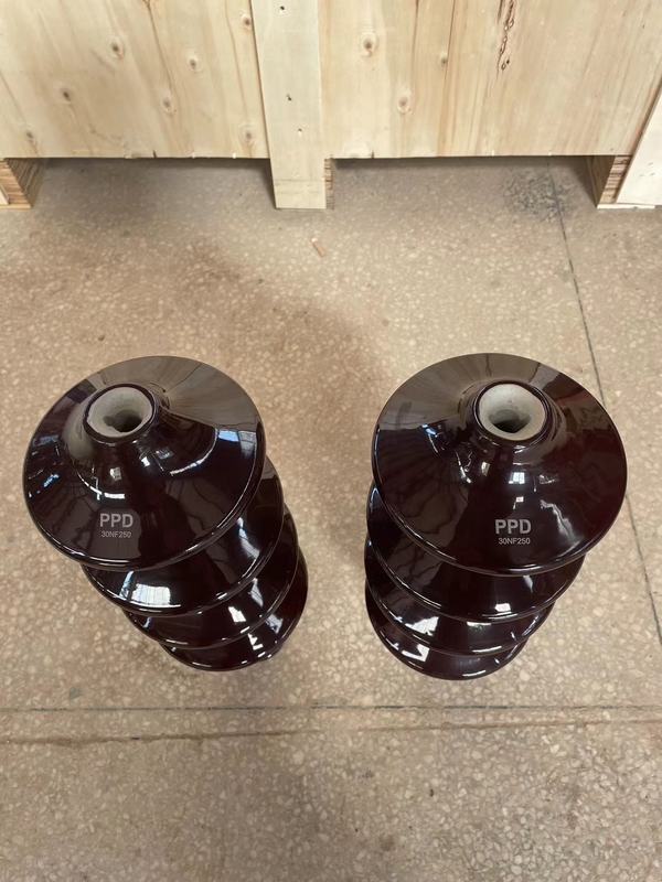 IEC Standard Porcelain Transformer Bushing Warna Coklat