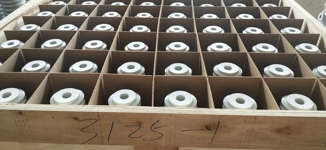 Standar IEC 36kV 12Sheds Gas Insulated Bushing Warna Putih OEM